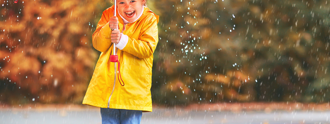 Jak wybrać odpowiednie ubranie dla dzieci na chłodne, jesienne dni