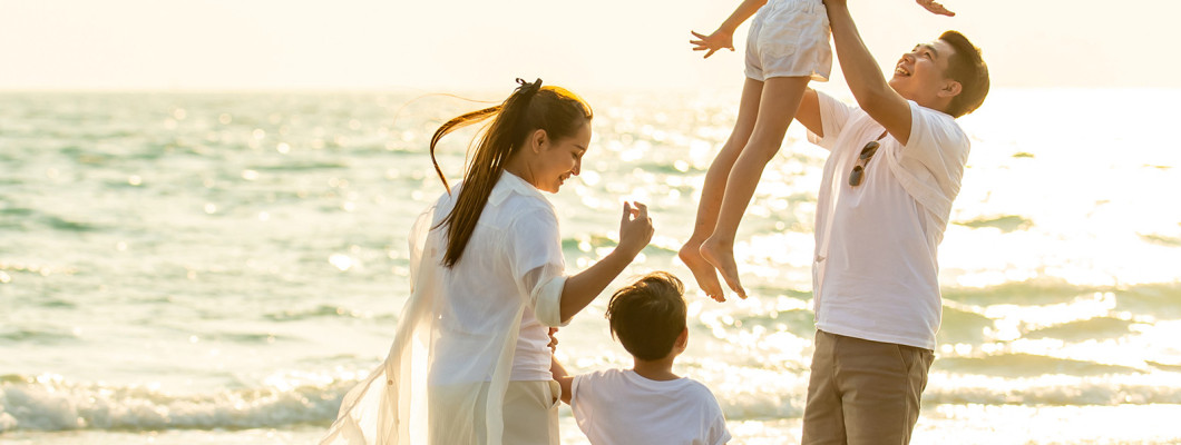 Podróżowanie z małymi dziećmi na letnie wakacje: pułapki i dobre rady!