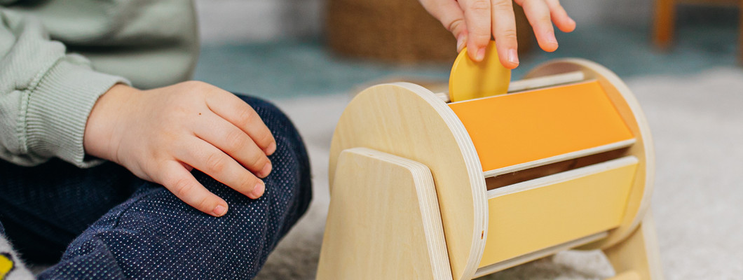 Montessori zabawki – magia właściwego rozwoju dzieci