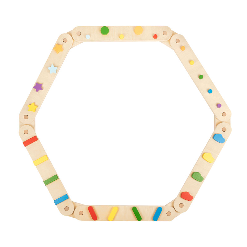 Montessoriańskie belki balansujące wspierają rozwój motoryki dużej