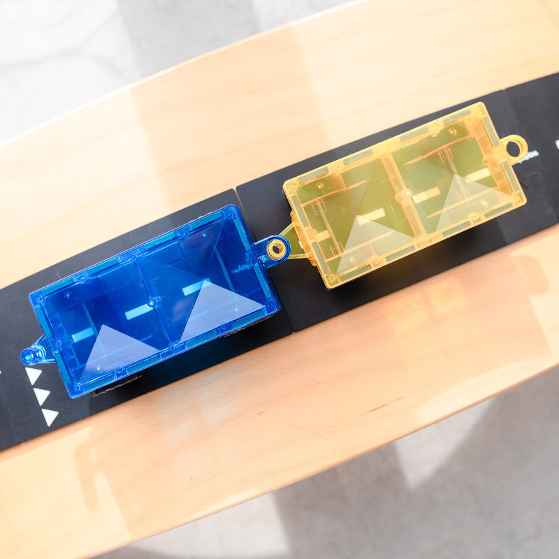 Magnetyczne klocki konstrukcyjne CONNETIX® Rainbow Car Pack 2 elementy