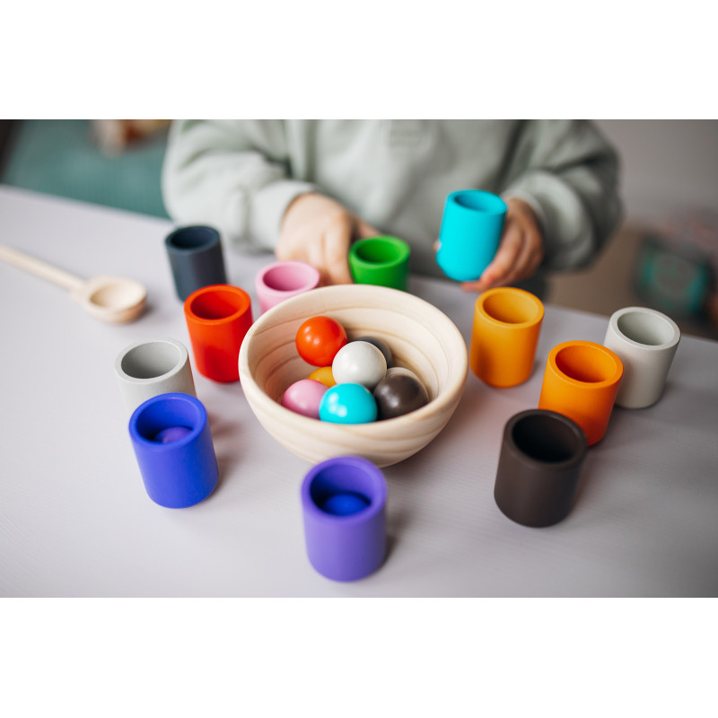 Kulki i kubeczki Montessori