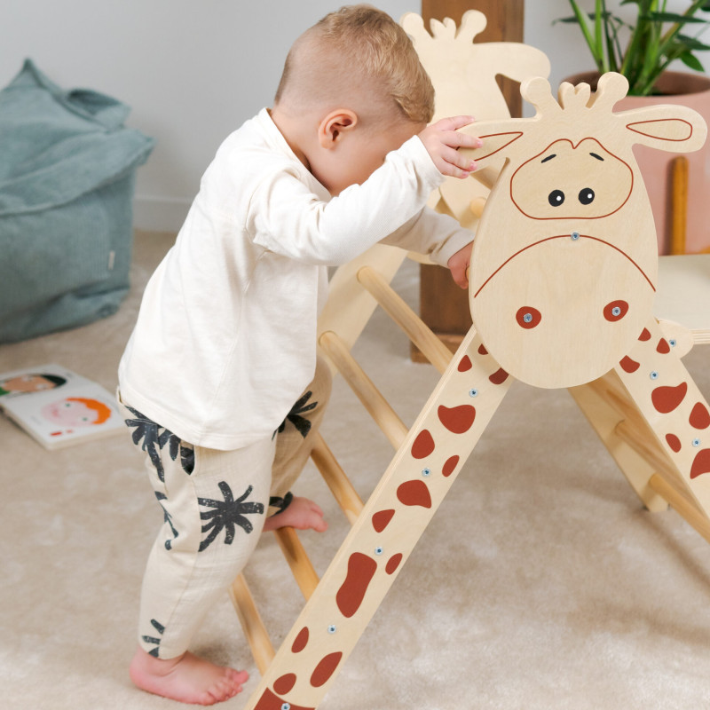 Elegancki montessoriański zestaw wspinaczkowy z motywem żyrafy