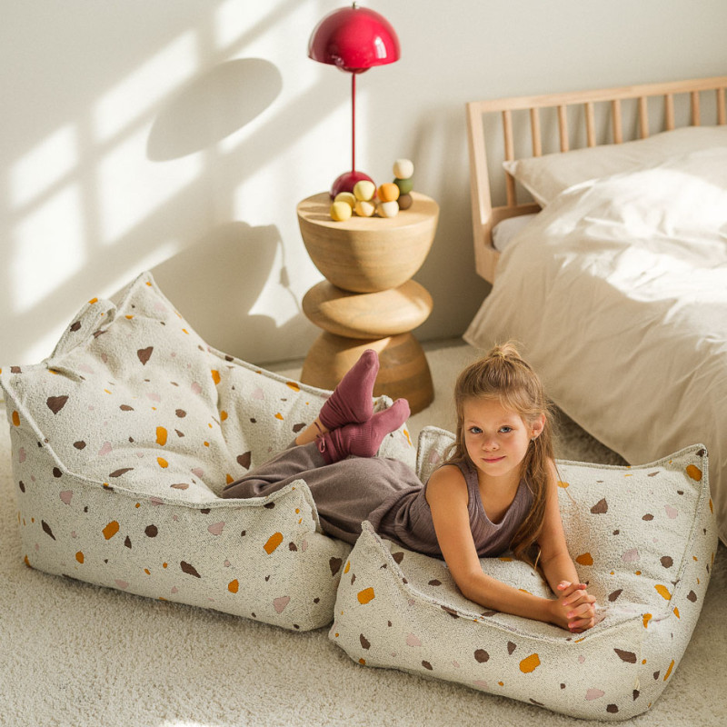 Fotelik dziecięcy – pufa Wigiwama® – Terrazzo Marble Beanbag Chair