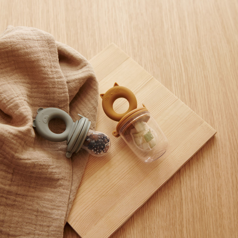 LIEWOOD gryzak do podawania pokarmu Miranda Whale Blue Dove Blue