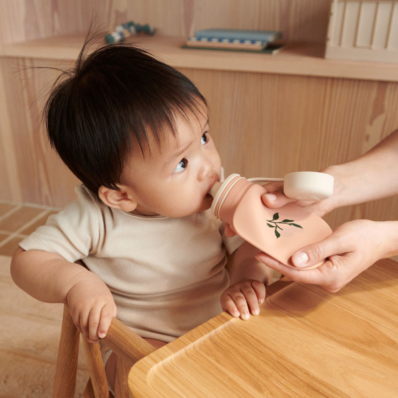 LIEWOOD silikonowa butelka smoothie Lizzie zestaw 2 Peach / Sea shell