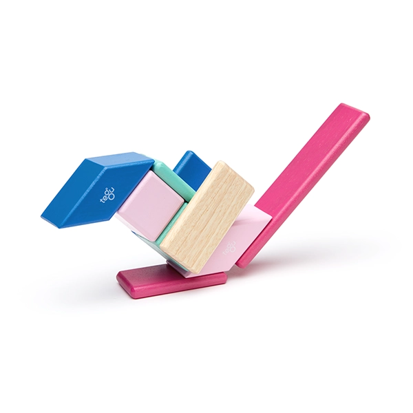 Magnetyczna układanka Tegu Blossom 14 szt. w rozłożonej formie