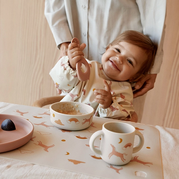 LIEWOOD śliniak z rękawami Merle Dream Ecru